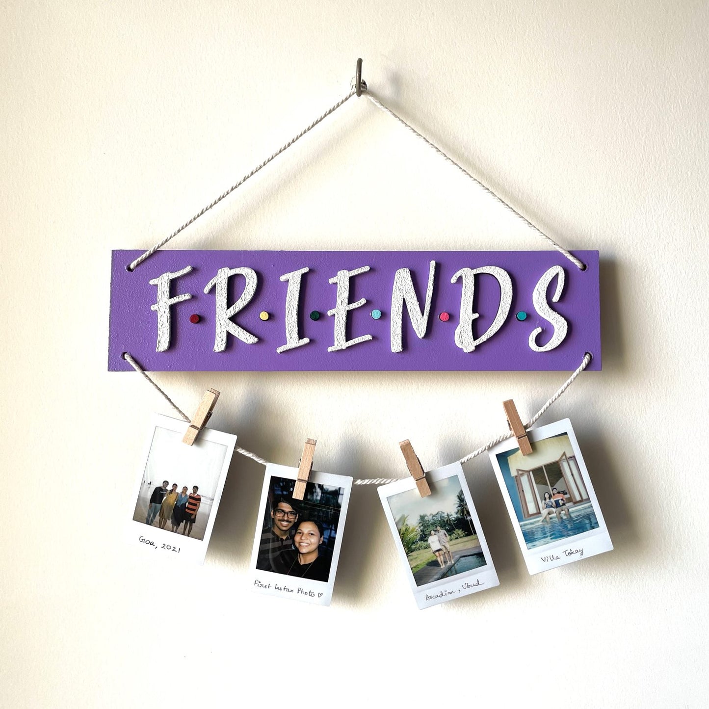 F.R.I.E.N.D.S Photo Hanging